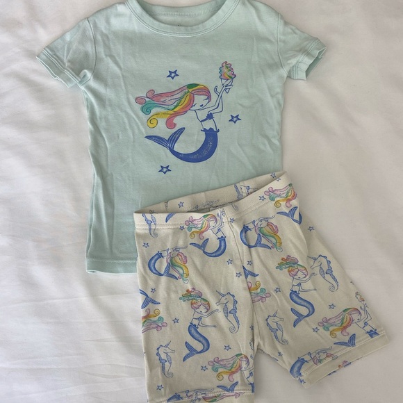 Mermaid Pajama Shorts Set from Baby GAP - Picture 1 of 7